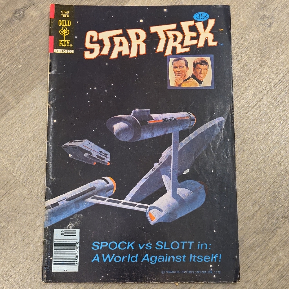 Star Trek Comic Book - Black Cover